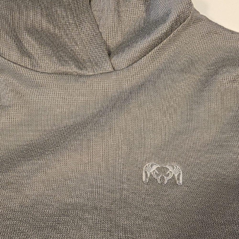 KUIU Men's Ash Long-sleeved Hoodie Size M - Thermal Knit, Odor-Resistant - Picture 3 of 9